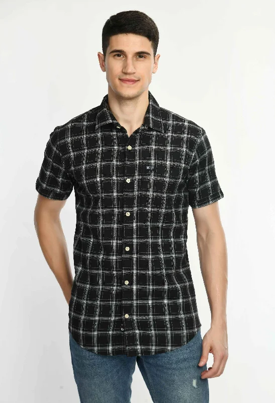 Street Boots Men's Checked Regular Fit Short Sleeve Shirt