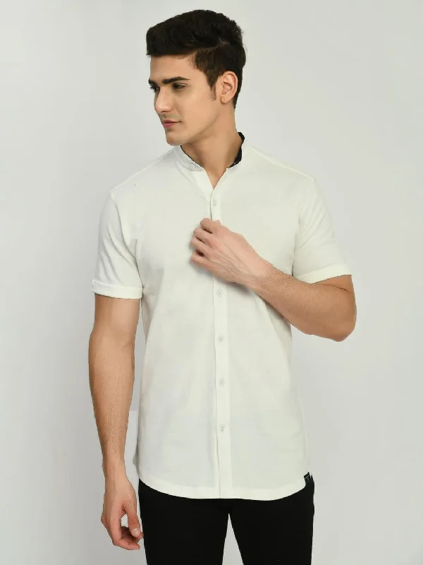 High-fashion Looks Men's Solid Mandarin Collar Short Sleeve Shirt