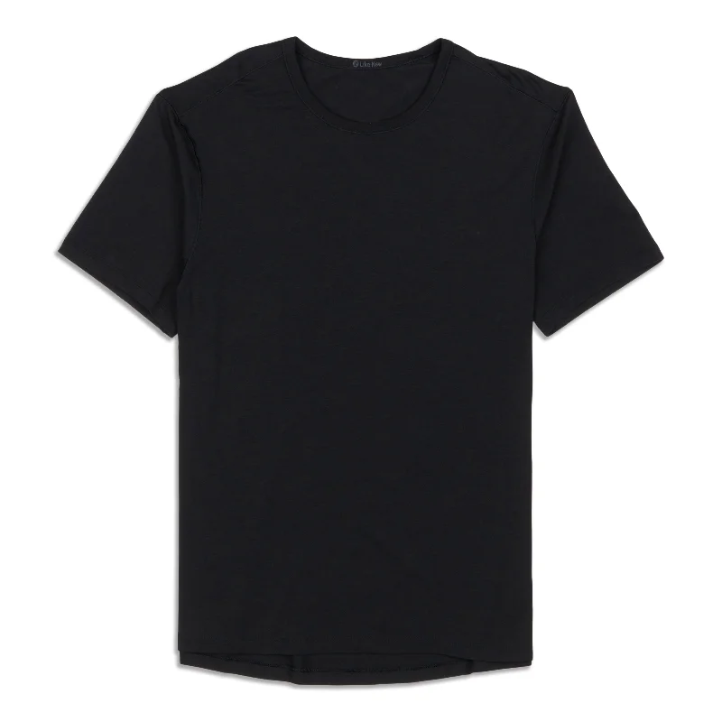 Relaxed Shirts 5 Year Basic T-Shirt - Resale